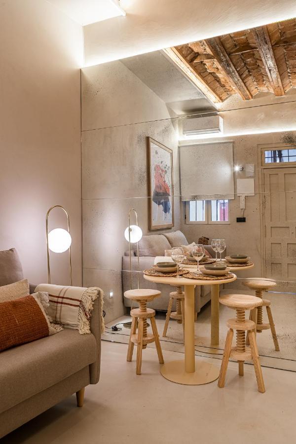 Bnbholder Cozy Elegance Malasana Madrid Exterior photo